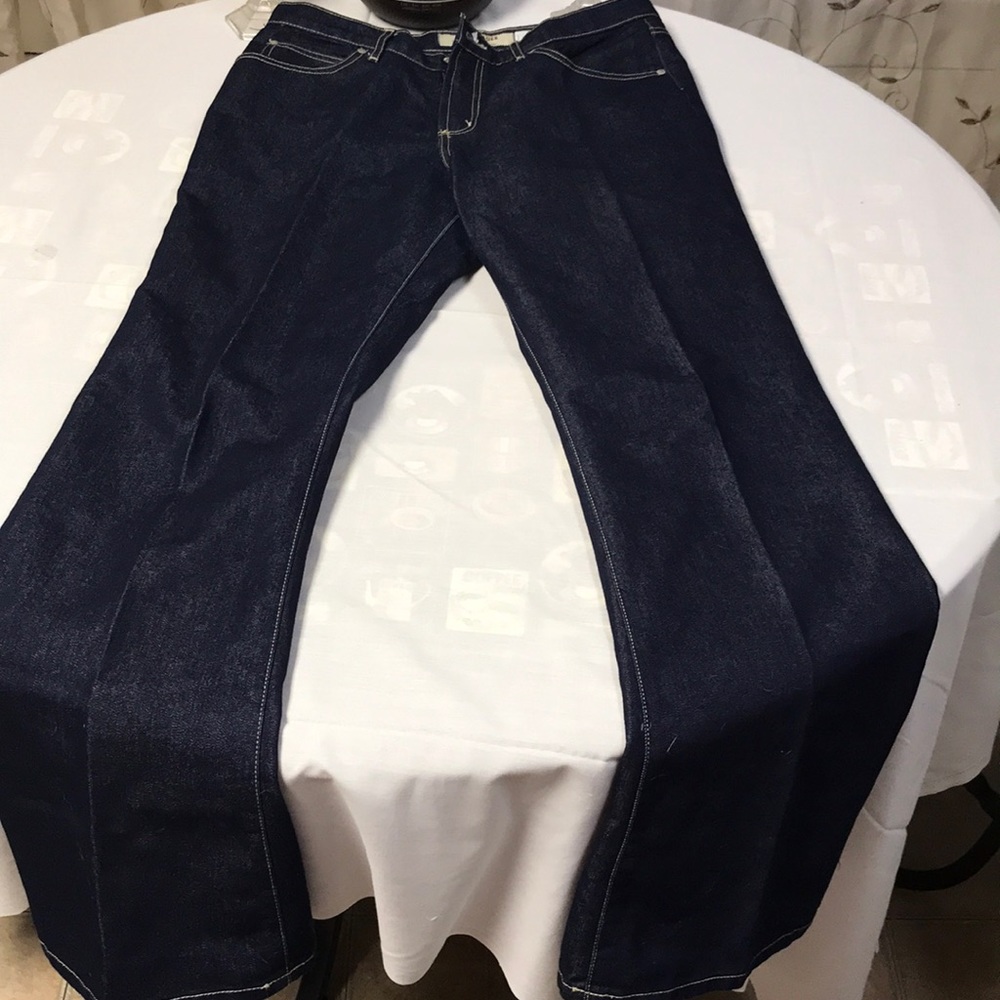 New without tags Paris blues originals jeans